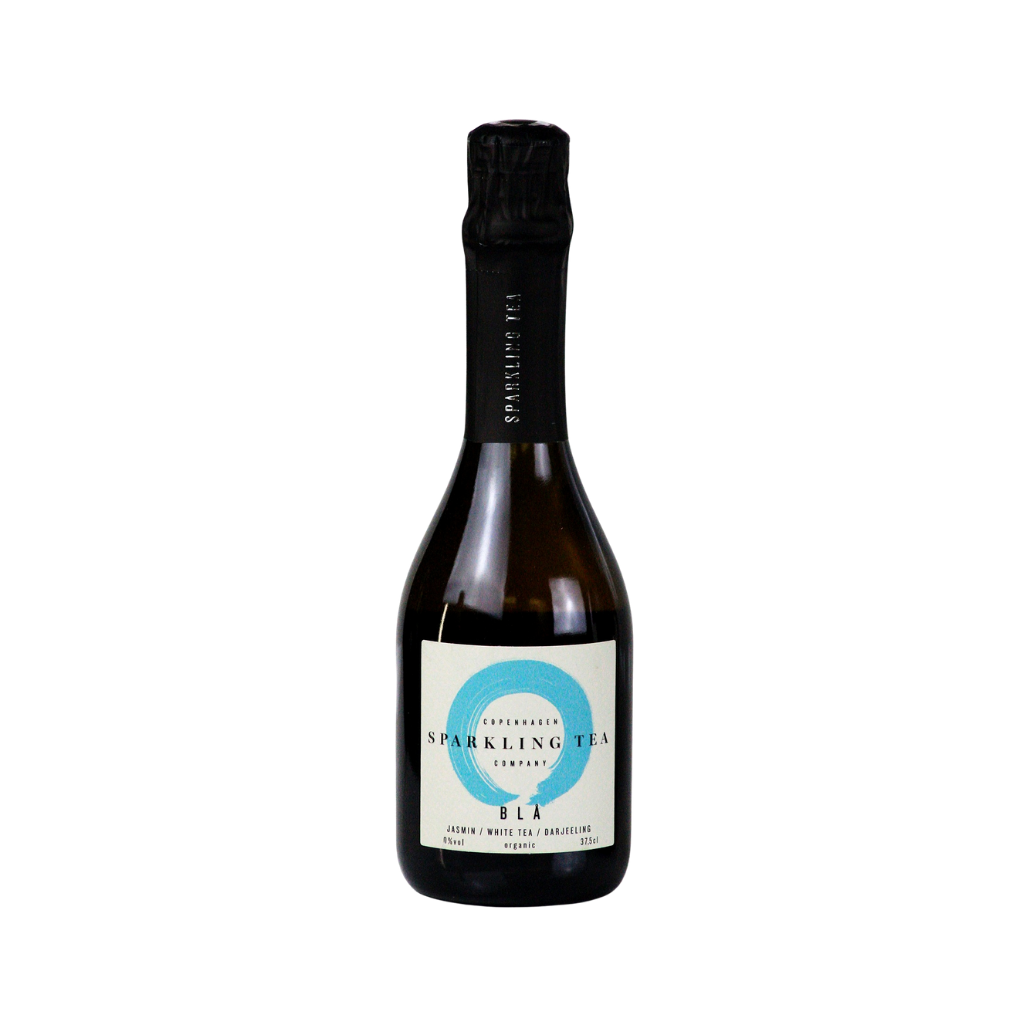 Copenhagen Sparkling Tea BLÅ (blue) alcohol free sparkling tea in a 37.5cl bottle