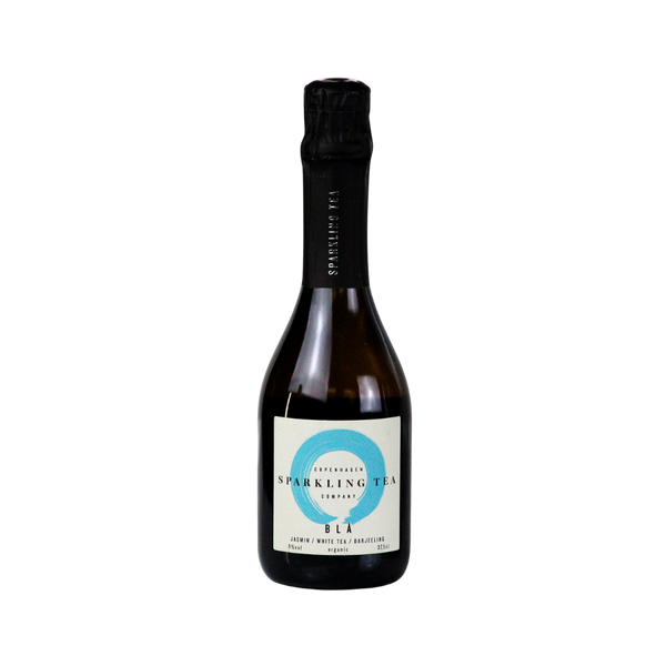 Copenhagen Sparkling Tea BLÅ (blue) alcohol free sparkling tea in a 37.5cl bottle